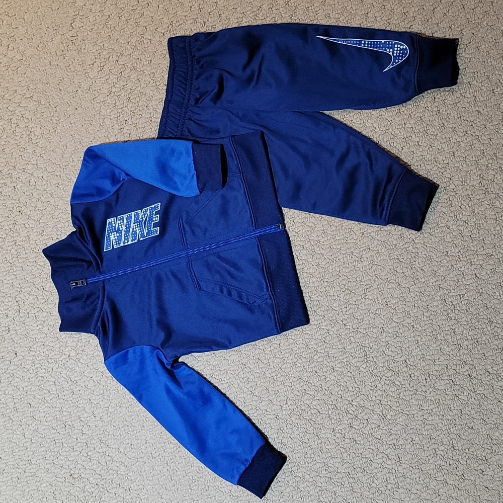 Nike Toddler boy track suit, 12 months, blue